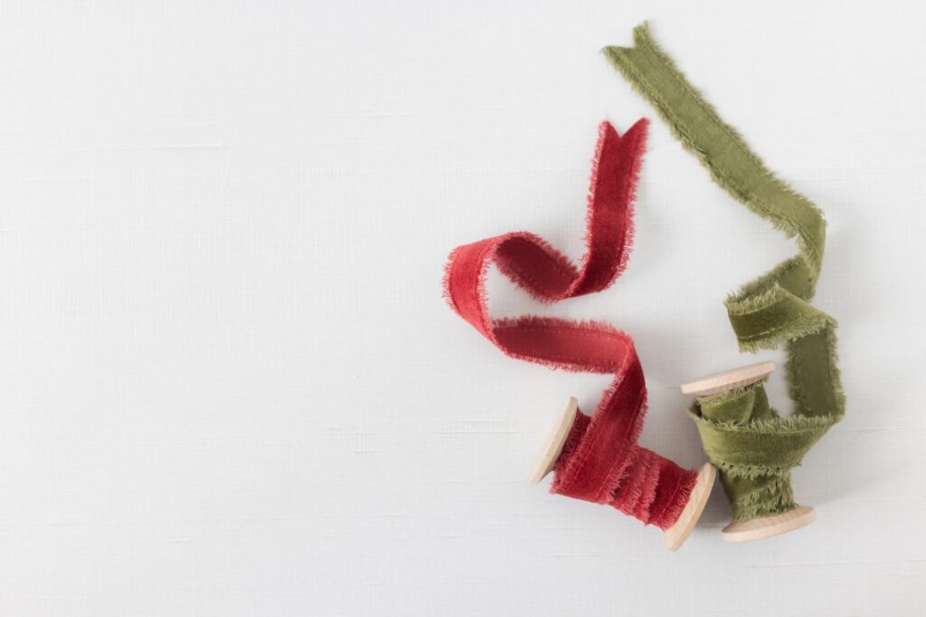 découvrez des idées de cadeaux diy de noël uniques et faciles à réaliser pour surprendre vos proches avec des présents faits maison et pleins d'amour.