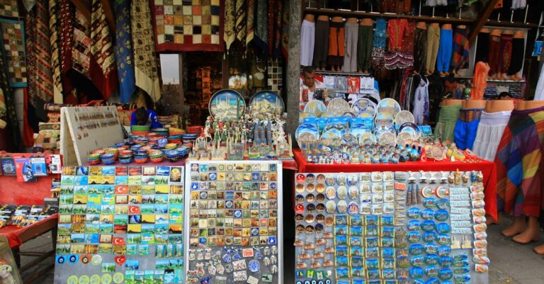 découvrez les souvenirs uniques de dakar, alliant tradition et modernité, pour revivre l'authenticité et la richesse culturelle de la capitale sénégalaise.