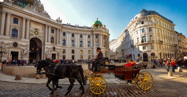 découvrez notre sélection unique de souvenirs de vienne, parfaits pour rapporter un morceau de la capitale autrichienne chez vous.