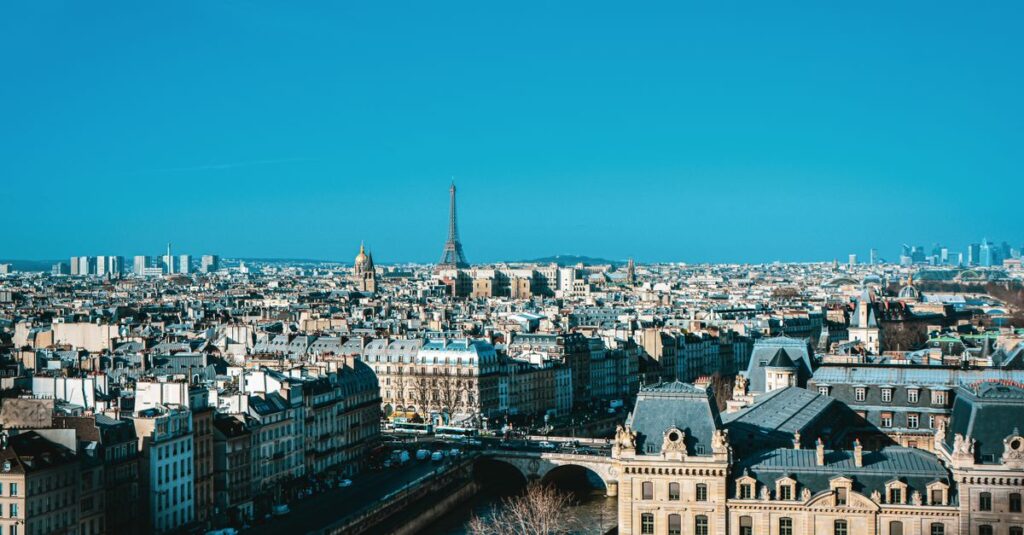 découvrez une sélection unique de cadeaux originaux et authentiques venus directement de france, parfaits pour toutes les occasions.